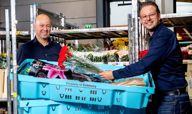 Kunststof retourkrat bespaart bloemensector duizenden dozen